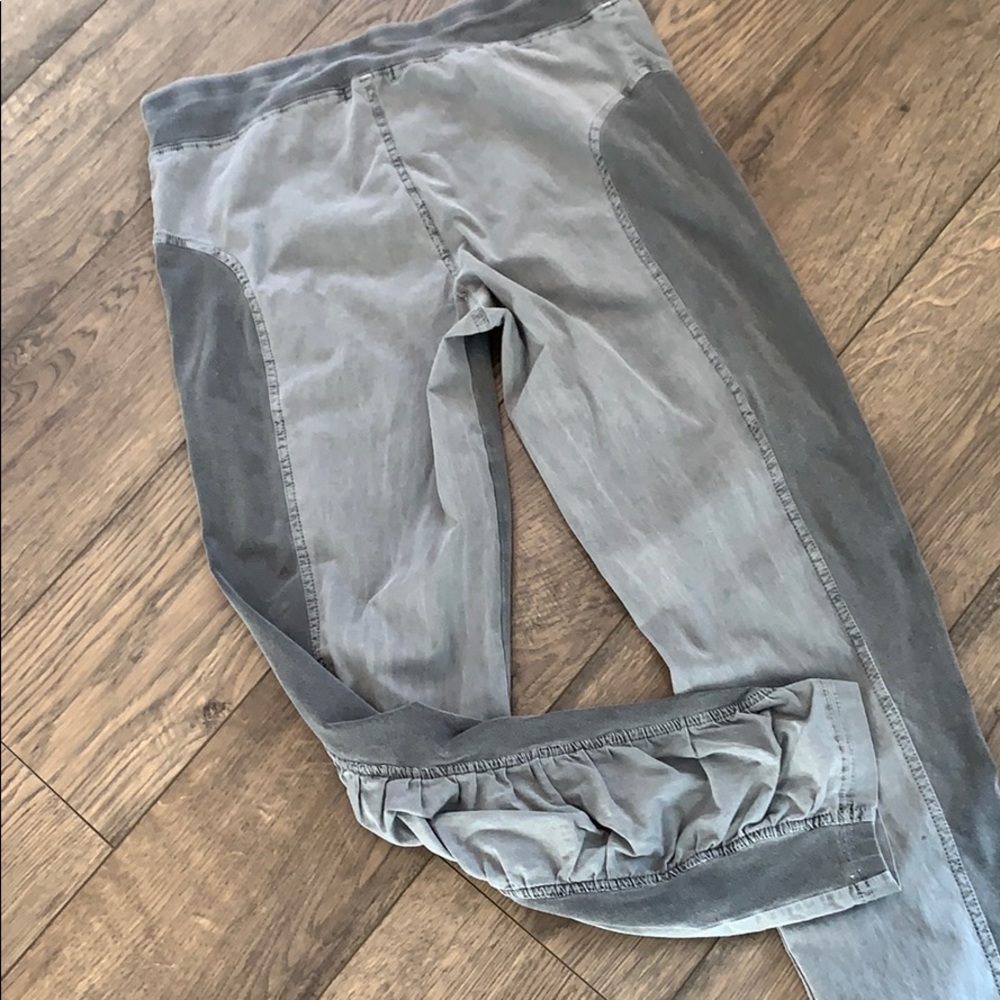 Cropped Ruched pants - Picture 6 of 7